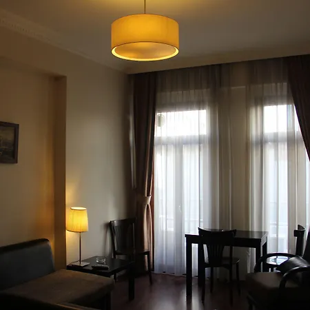 Taksim House 4*