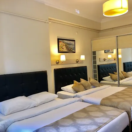 Ξενοδοχείο με διαμερίσματα Taksim House 4*