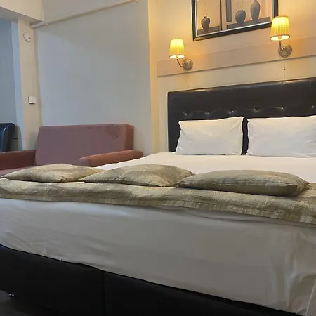 Taksim House 4*